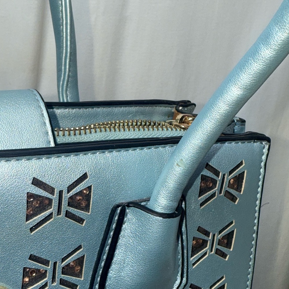 Chic Light Blue Satchel with Patterned Design - Picture 14 of 14
